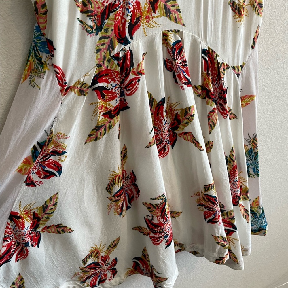Free People ‘Thought I Was Dreaming’ Mini Sun-Dress Women’s Medium Floral White - Picture 4 of 10